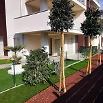 Maisonette Park 4*