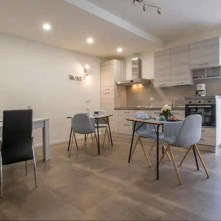 Maisonette Park 게스트하우스 모데나